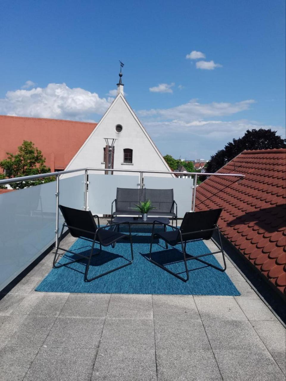 Ruhig Und Zentral An Der Donau Apartment